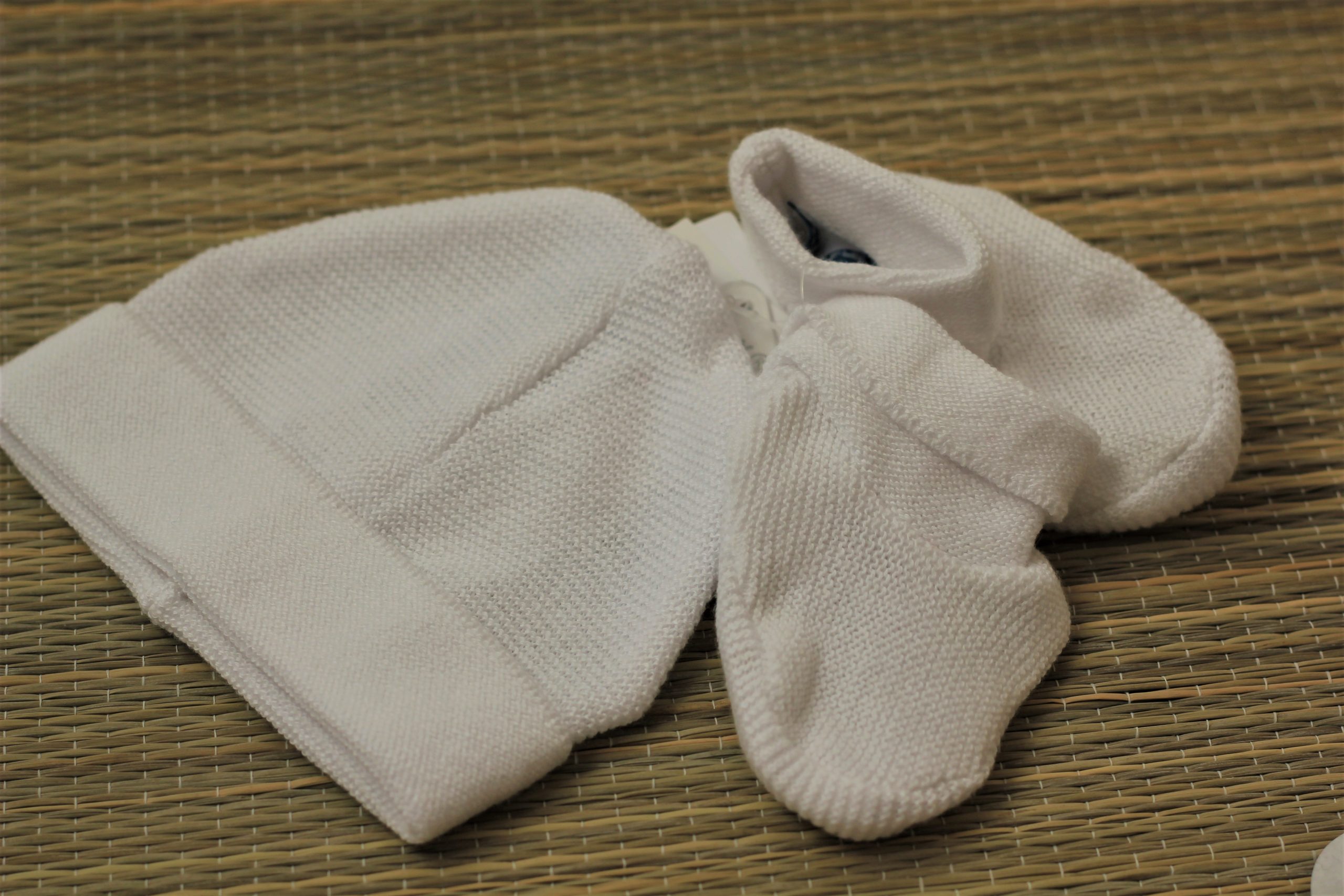 Kit gorro e botinhas - Image 3